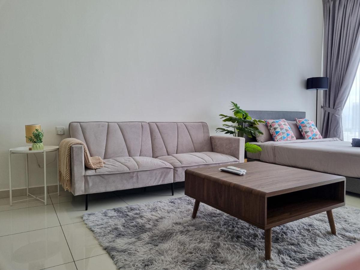 Lavish Beacon Executive Suites By Bin Dao Wu Homestay Penang George Town Exterior photo